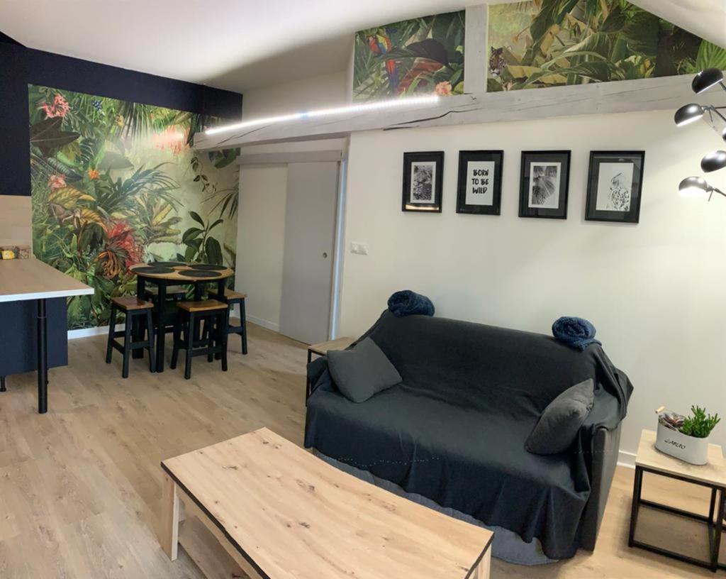 Apartamento Blue Jungle Bourges Exterior foto